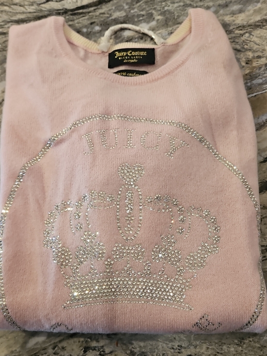 Juicy Couture Sweaters - Juicy Couture Light Pink Swarovski Cashmere Sweater
